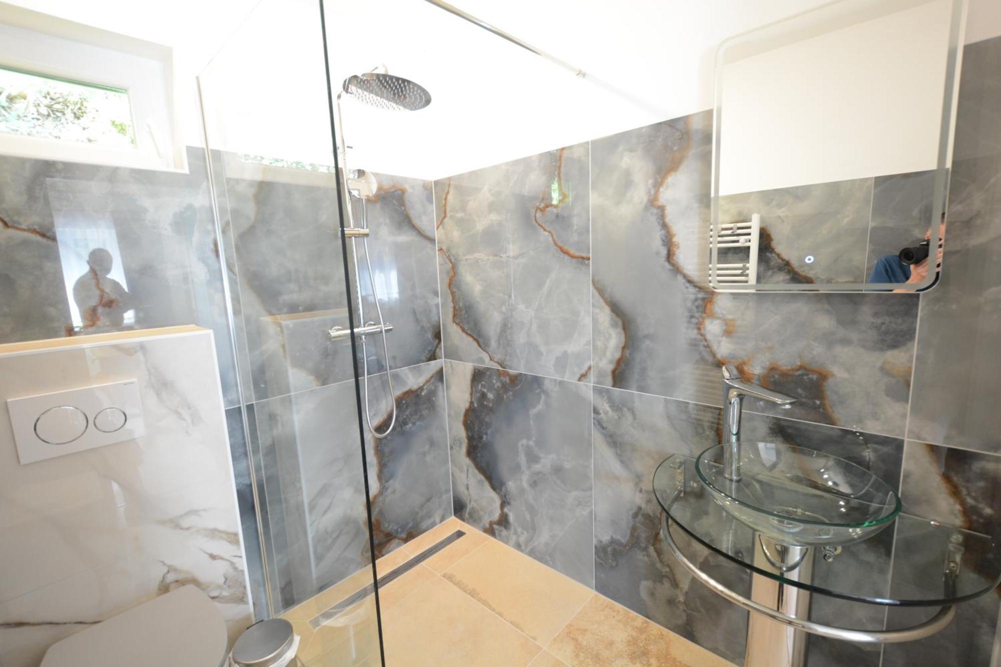 Gaestehaus Coco كريمس ان دير دوناو المظهر الخارجي الصورة